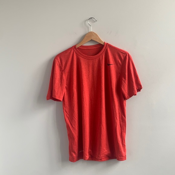 Nike Men’s Training T-Shirt size Medium